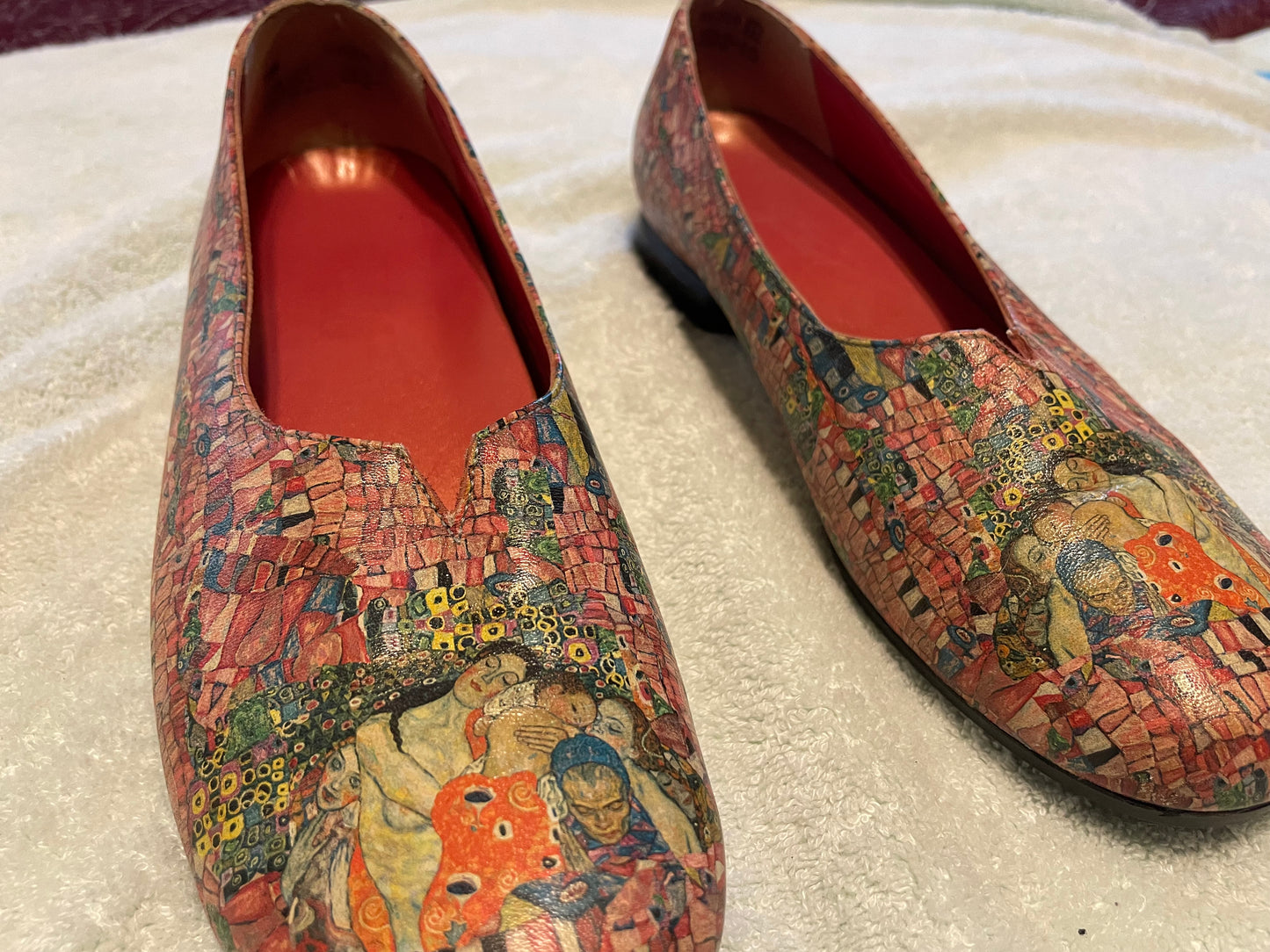 Jeon Artistic Shoes size 8/5 m