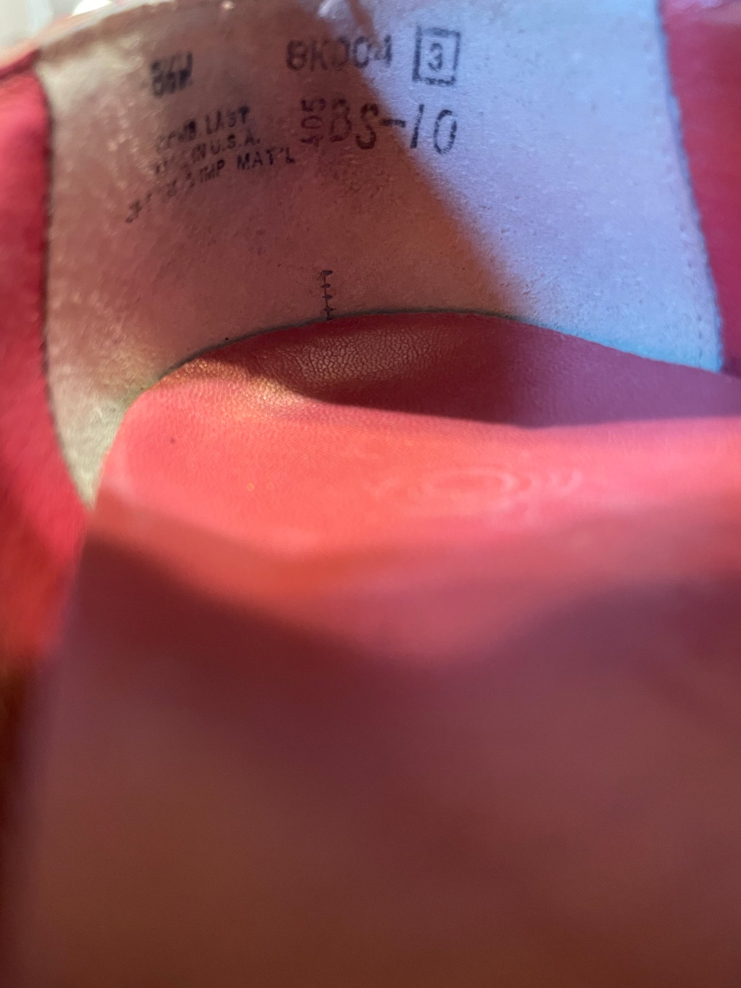 Jeon Artistic Shoes size 8/5 m