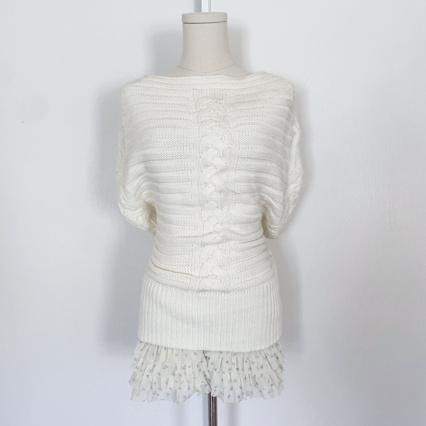 NWT Vertigo- Cream Oversized Knit