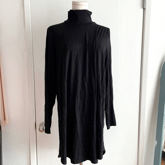 NWT Eileen Fisher Scrunch NK Tunic