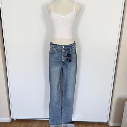 NWT Gap- High Rise Cigarette Denim Jeans