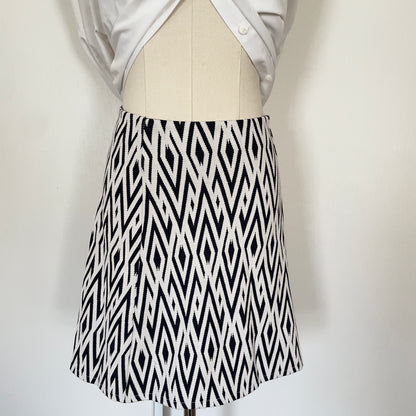 NWT Zara- Trafaluc Patterned Pencil Skirt