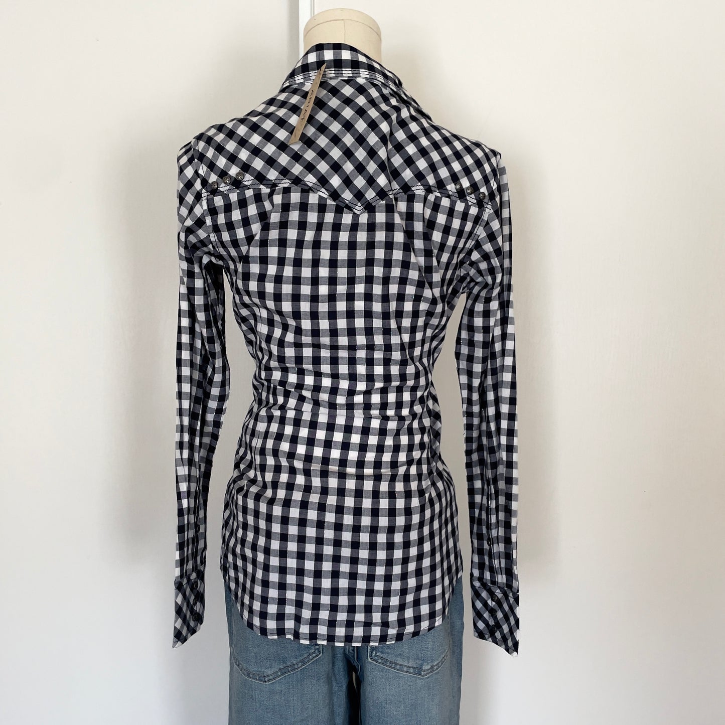 NWT Ariat- Blue Check Button Up