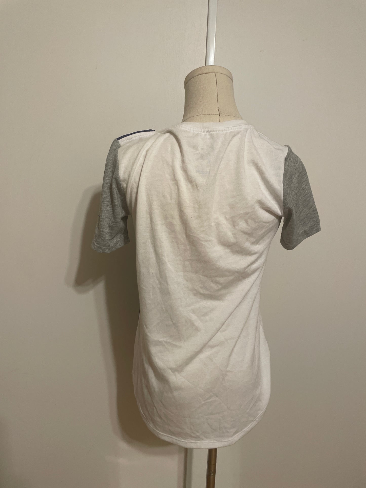 Nike Women’s NBA Golden State Warriors Dri-Fit Shirt