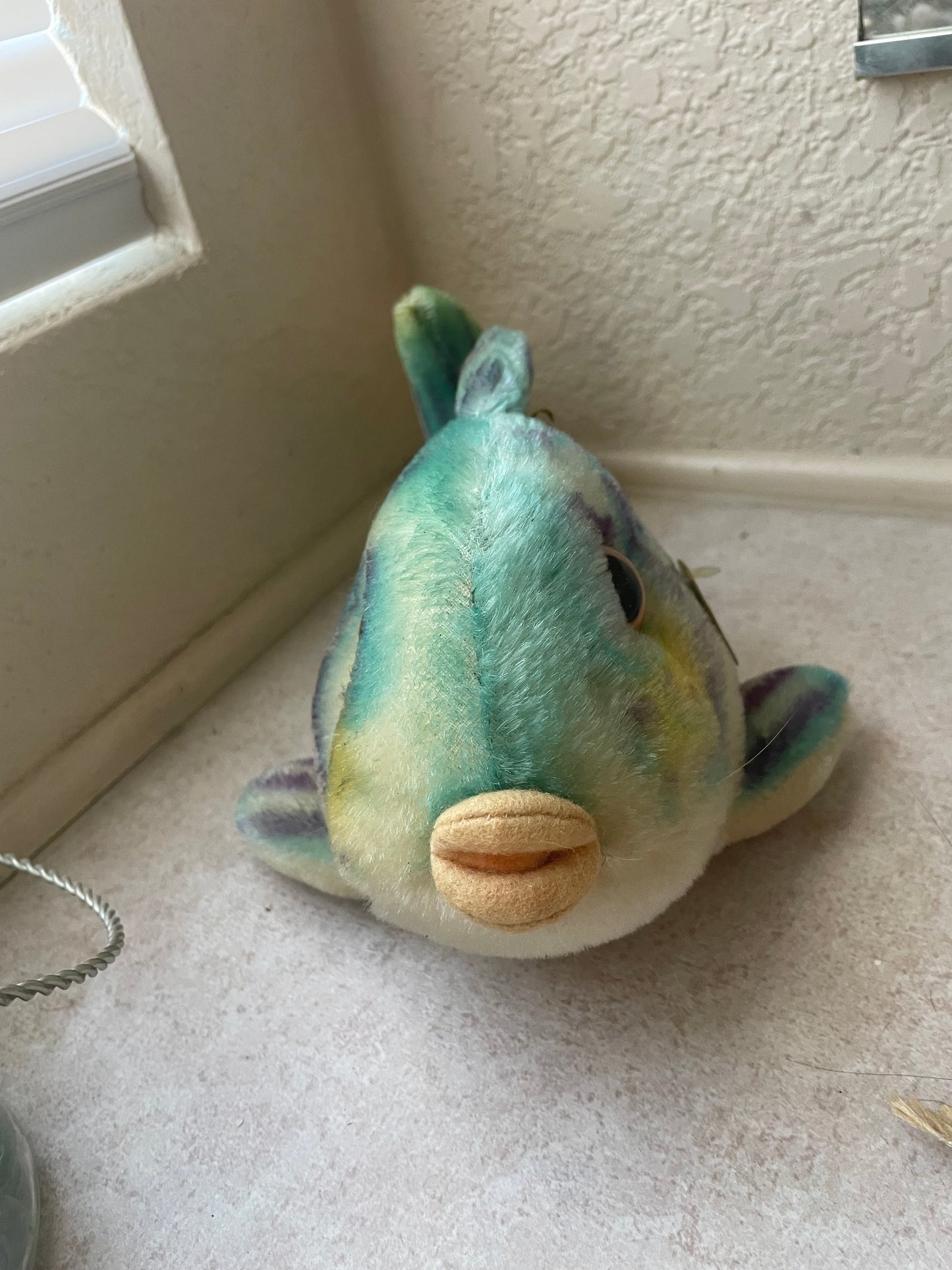 New Steiff Flossy fish animal stuffed toy