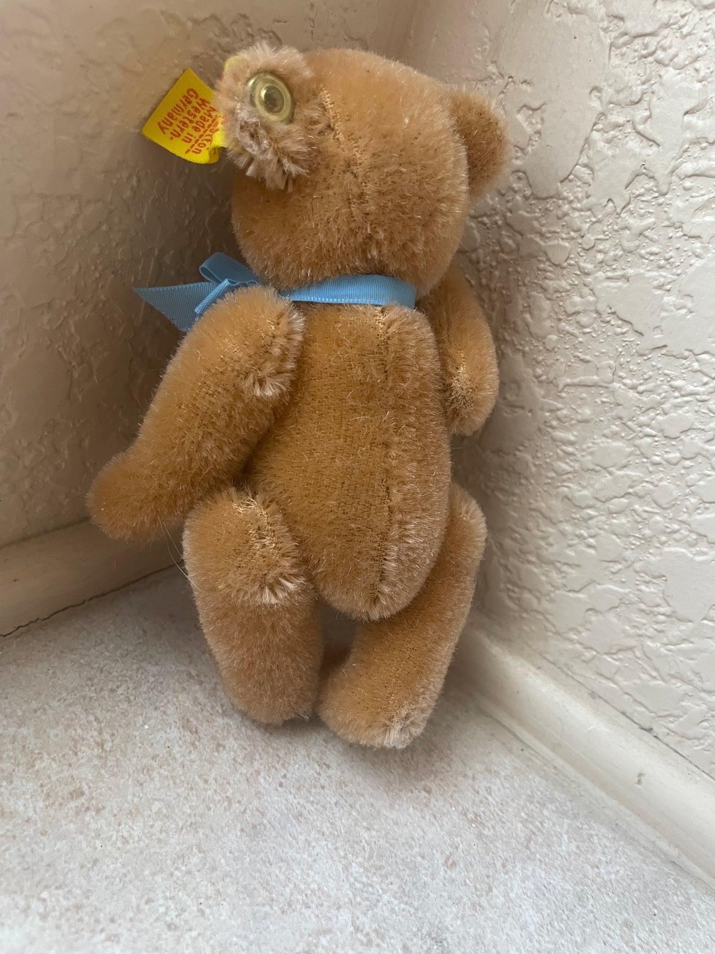 Steiff stuffed bear 5”